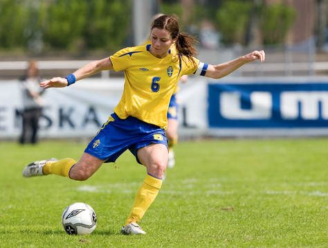 Malin Moström, Sverige