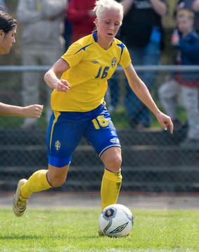 Caroline Näfver, Sverige