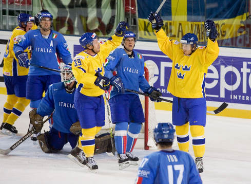 Andreas Karlsson och Johan Franzen, Sverige jublar (Jubel)