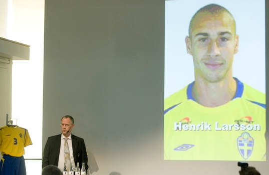 Lars Lagerbäck, förbundskapten och Henrik Larsson