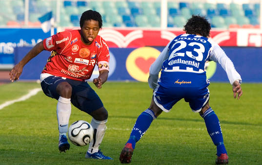 Boyd Mwila, Örgryte, fintar örgrytespelare