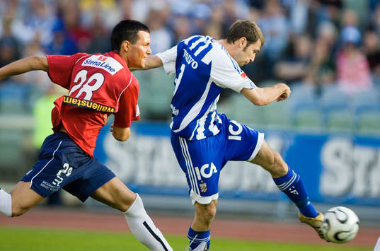 Segerskytten Stefan Selakovic klipper till med vänstern