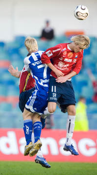 Ola Toivonen, Örgryte, i nickduell. Nick