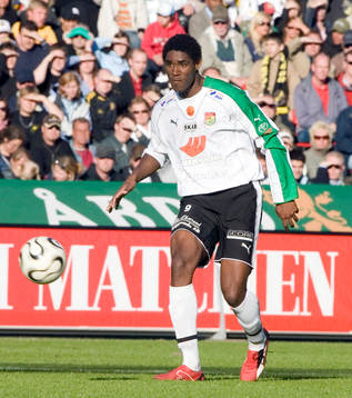 Khari Stephenson, Gais