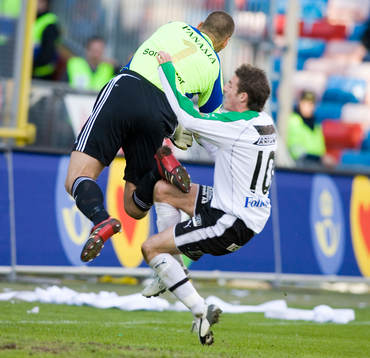James Keene, Gais och Daniel Örlund, målvakt, AIK
