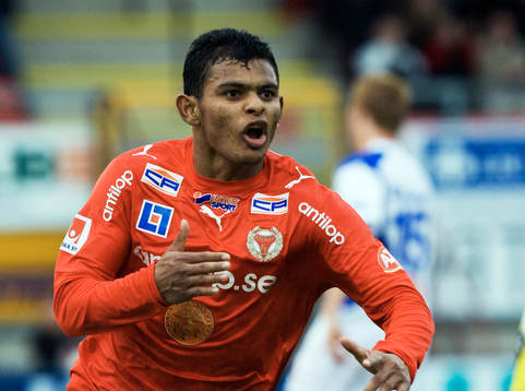 Ari da Silva Ferreira, Kalmar har gjort 1-1 och visar