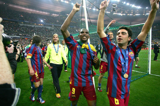 Xavi och Samuel Etoó, Barcelona (Jubel)