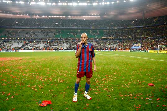 Henrik Larsson, Mästare med Barcelona