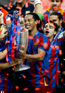 Ronaldinho, jubel med pokal