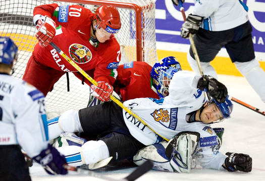 Aladzimir Denisov, Vitryssland och Jari Viuhkola, Finland