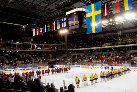 Sverige segrade med 5-4 och är nu vidare till VM-final