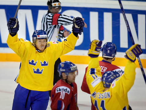 1-0, jubel av Andreas Karlsson