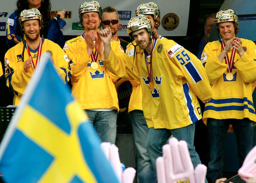 Ishockey, VM, VM-guld, Sverige, Firande av VM-guldet i