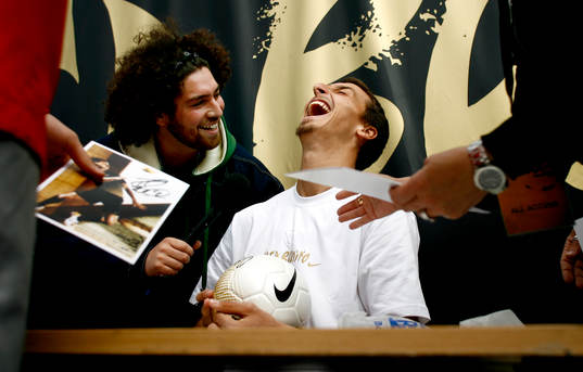Fotboll, Zlatan Ibrahimovic, tillbaka på sin gamla