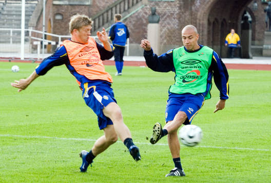 Marcus Allbäck och Henrik Larsson, Sverige