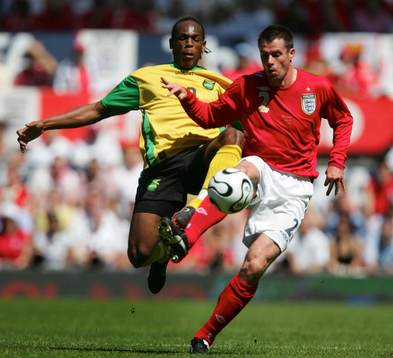 Garfield Reid, Jamaica och Jamie Carragher, England