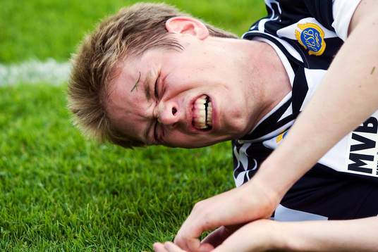 Johan Andersson, grinar illa
