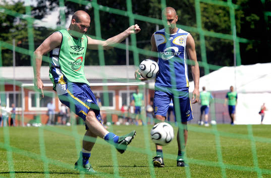 Fredrik Ljungberg och Henrik Larsson tränade straffar