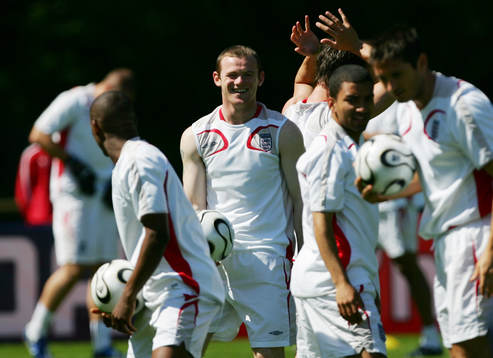 En glad Wayne Rooney