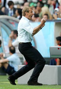 1-0 Jubel  Jürgen Klinsmann, förbundskapten