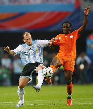 Esteban Cambiasso, Argentina och Didier Zokora,