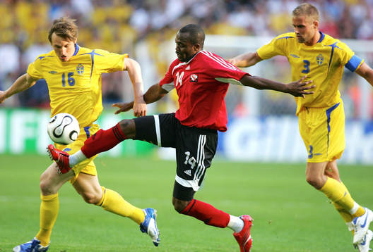 Stern John, Trinidad och Kim Källström och Olof Mellberg,