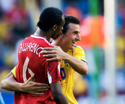 Zlatan Ibrahimovic, Sverige och Dennis Lawrence, Trinidad