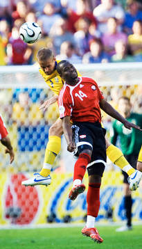 Olof Mellberg, Sverige och Sterrn John, Trinidad