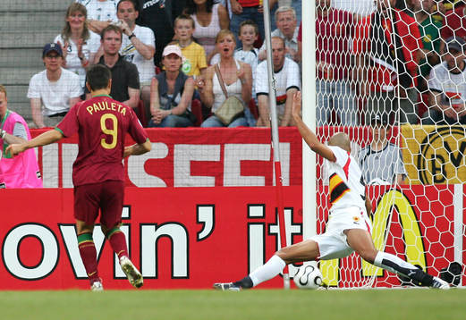 Pauleta, Portugal gör 0-1 Kali, Angola kan inte stoppa
