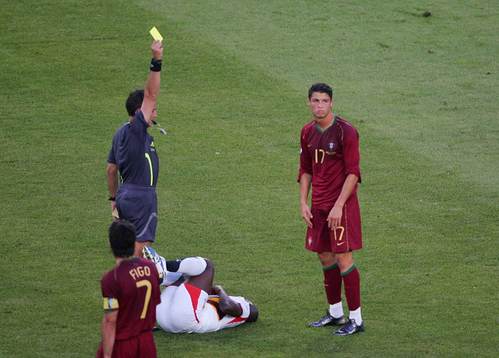 Cristiano Ronaldo, Portugal (Gult Kort, Varning)