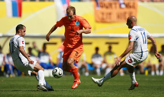 Arjen Robben, Holland och Albert Nadj och Predrag