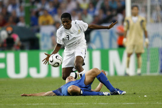 Asamoah Gyan, Ghana och Fabio Cannavaro, Italien
