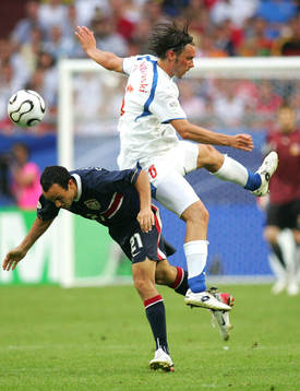 Marek Jankulovski, Tjeckien och Landon Donovan, USA