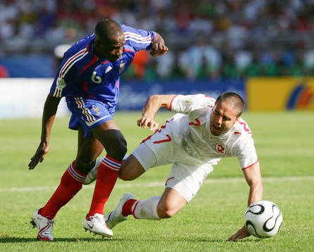 Claude Makalele, Frankrike och Ricardo Cabanas, Schweiz
