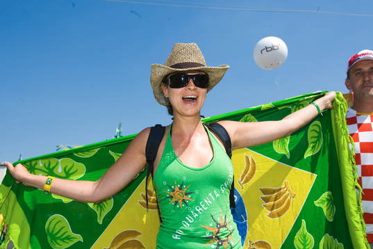 Fan, supporter,  flagga, solglasögon, hatt