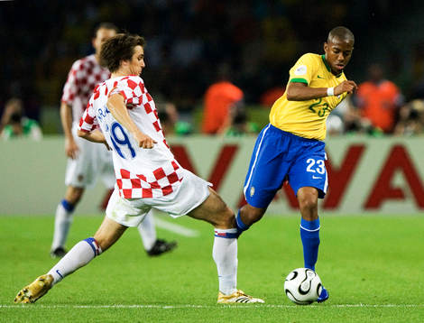 Niko Kranjcar, Kroatien och Robinho, Brasilien