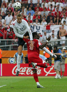 Peter Crouch, England gör 1-0