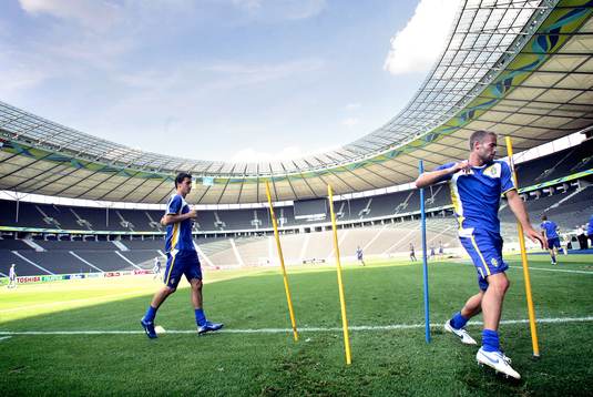 Zlatan Ibrahimovic och Olof Mellberg (Olympiastadion,