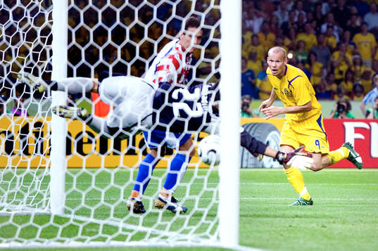 Fredrik Ljungberg, Sverige gör det förlösande 1-0 målet