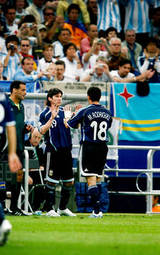 Fotboll, VM 2006, Maxi Rodriguez, Argentina bytts ut och