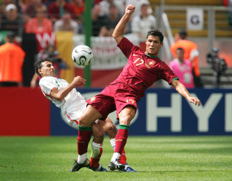 Cristiano Ronaldo, Portugal och Hossein Kaabi, Iran