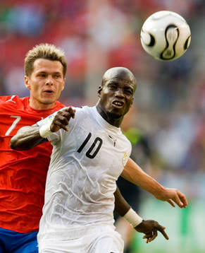 Stephen Appiah, Ghana och Libor Sionko, Tjeckien