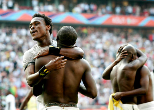 Derek Boateng, Ghana och resten av laget firade ordentligt