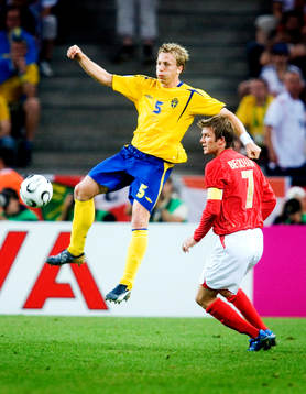 Erik Edman, Sverige och David Beckham, England