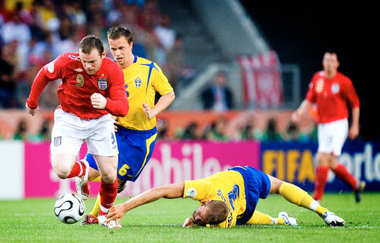 Olof Mellberg, Sverige slänger sig