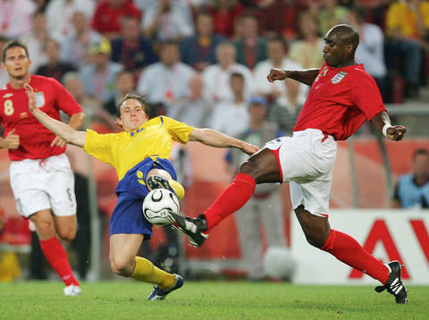 Sol Campbell, England och Kim Källström, Sverige