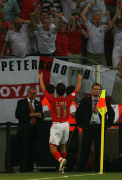Joe Cole, England (Jubel)