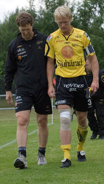 Deppigt för Johan Sjöberg som lämnade plan