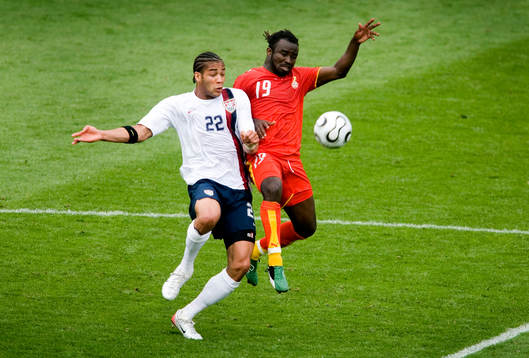 Razak Pimpong, Ghana och  Oguchi Onyewu,USA