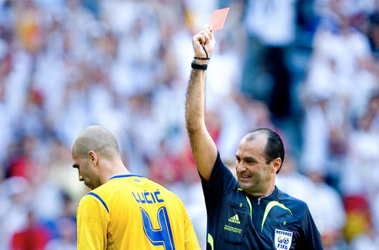 Carlos Simon, Brasilien (Domare) ger Teddy Lucic, Sverige